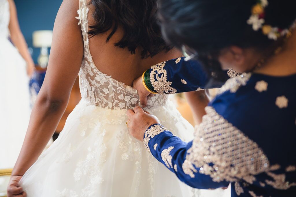 Bride &amp; Mum Wedding Photography at Coombe Lodge Venue