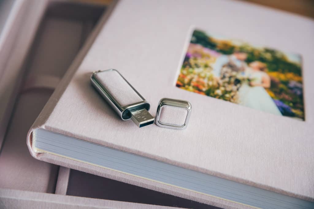 Album-Box-Set-10x10-Exclusive-P1-A47_14 Album Showcase Storybook Wedding Album